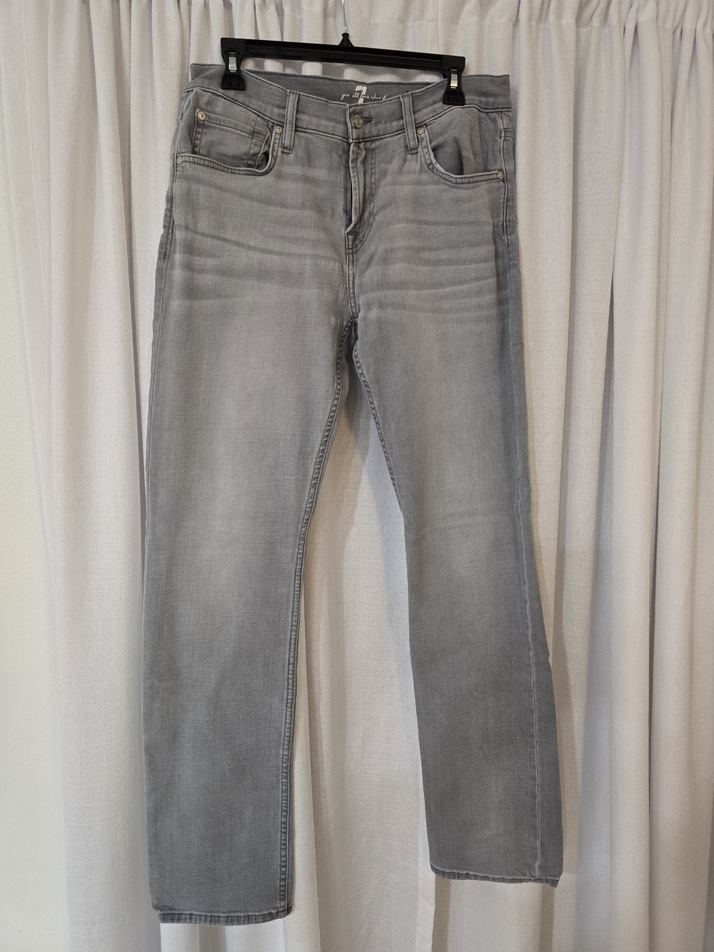 7 For All Mankind Men Slim Straight Jeans in Light Gray